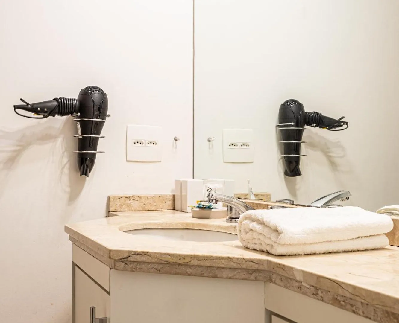 Executive Hotel Jardins - Al Lorena 473 São Paulo